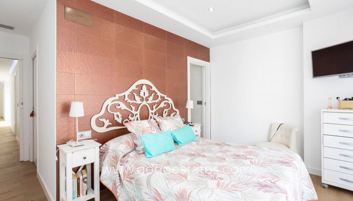 Te koop - Huis - Vrijstaande Villa - Los Alcazares - Los Alcazares Centro