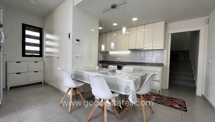 Te koop - Huis - Vrijstaande Villa - San Pedro Del Pinatar - San Pedro del Pinatar Centro