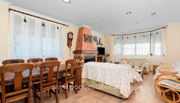 Te koop - Huis - Finca - Cortijo - Beniel - Beniel Centro