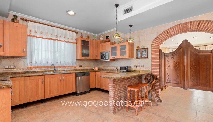 Te koop - Huis - Finca - Cortijo - Beniel - Beniel Centro