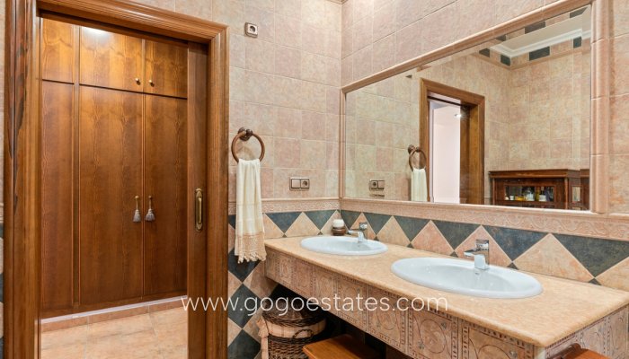 Te koop - Huis - Finca - Cortijo - Beniel - Beniel Centro