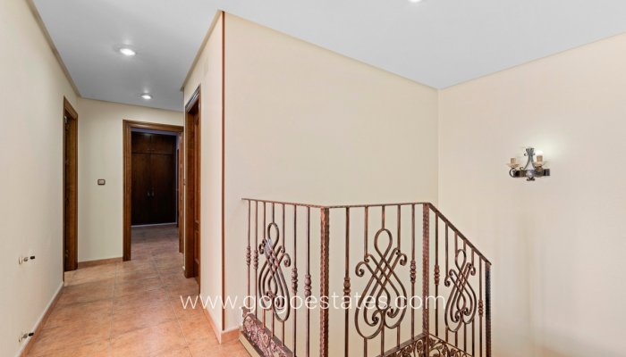 Te koop - Huis - Finca - Cortijo - Beniel - Beniel Centro