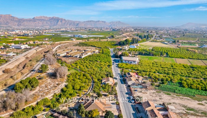 Te koop - Huis - Finca - Cortijo - Beniel - Beniel Centro