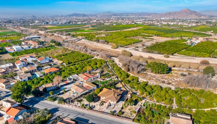 Te koop - Huis - Finca - Cortijo - Beniel - Beniel Centro