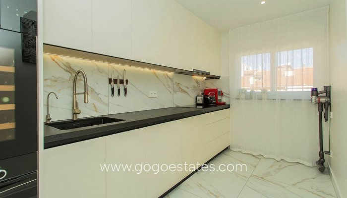 Te koop - Appartement - Appartement op de middelste verdieping - San Pedro Del Pinatar - San Pedro del Pinatar Centro