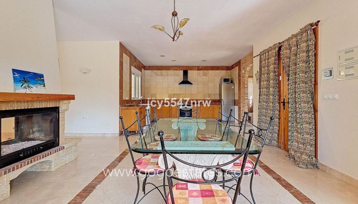 Te koop - Huis - Vrijstaande Villa - Fortuna - Fortuna Centro