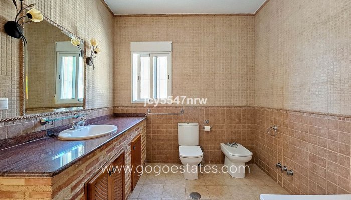 Te koop - Huis - Vrijstaande Villa - Fortuna - Fortuna Centro