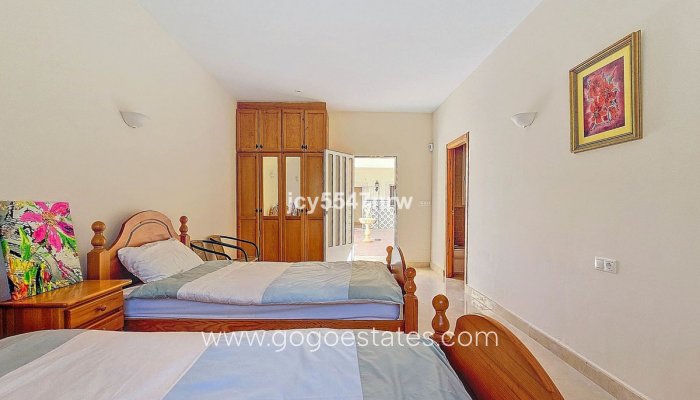 Te koop - Huis - Vrijstaande Villa - Fortuna - Fortuna Centro