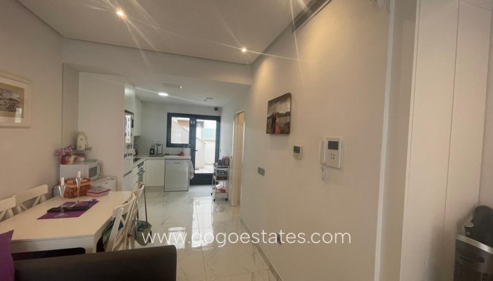 Te koop - Huis - Halfvrijstaande woning - San Javier - Roda