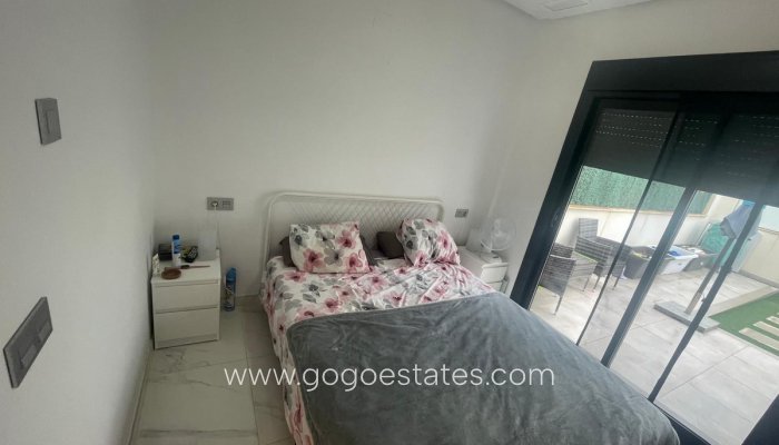 Te koop - Huis - Halfvrijstaande woning - San Javier - Roda