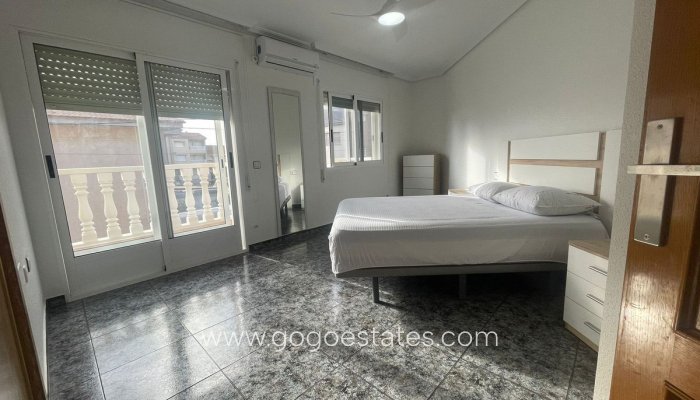 Te koop - Huis - Halfvrijstaande woning - San Pedro Del Pinatar - Lo Pagán