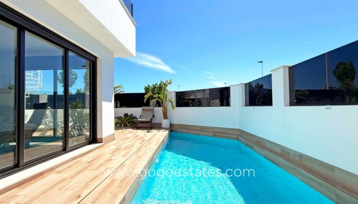 Te koop - Huis - Vrijstaande Villa - San Pedro Del Pinatar - San Pedro del Pinatar Centro