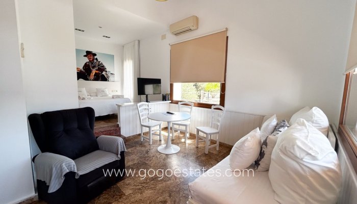 Wiederverkauf - Gewerbe - Hotel - Ñeca