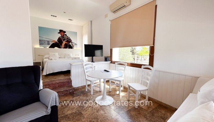 Wiederverkauf - Gewerbe - Hotel - Ñeca