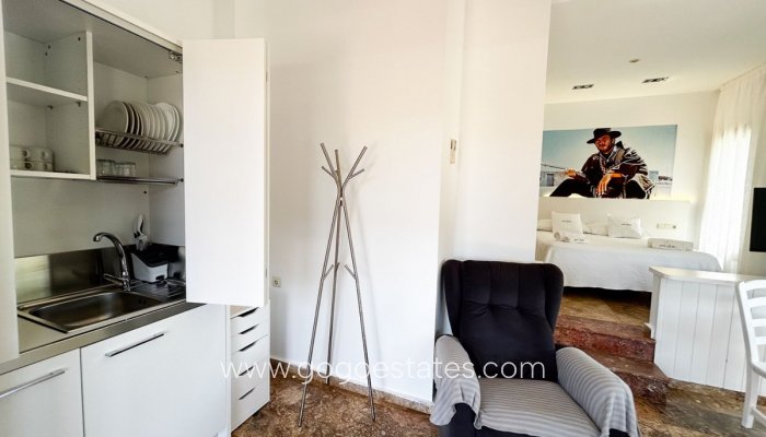 Wiederverkauf - Gewerbe - Hotel - Ñeca