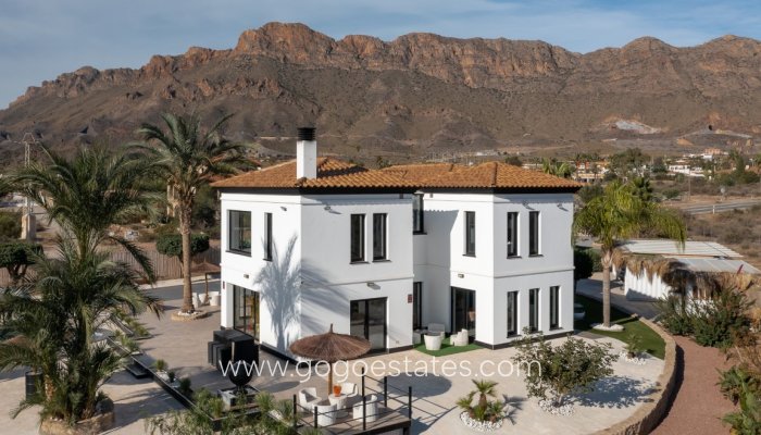 Te koop - Huis - Vrijstaande Villa - San Juan de los Terreros - San Juan de los Terreros centro
