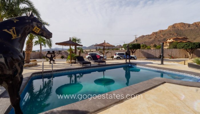 Te koop - Huis - Vrijstaande Villa - San Juan de los Terreros - San Juan de los Terreros centro