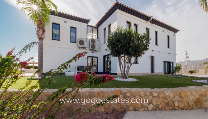 Te koop - Huis - Vrijstaande Villa - San Juan de los Terreros - San Juan de los Terreros centro