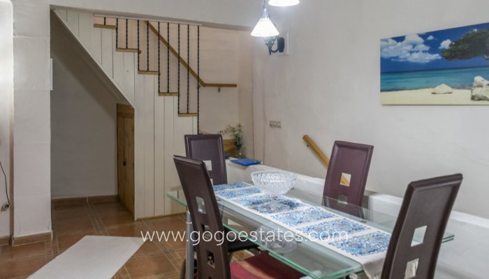 Wiederverkauf - Haus - Stadthaus - Seron