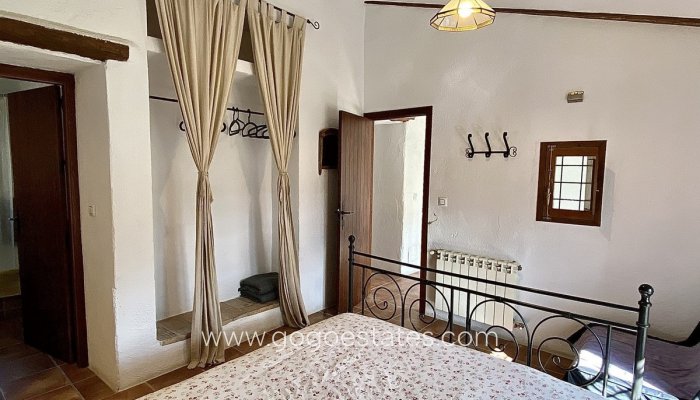 Resale - House - Finca - Cortijo - Tabernas