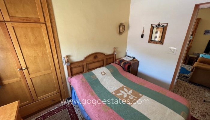 Resale - House - Townhouse - Los Yesos