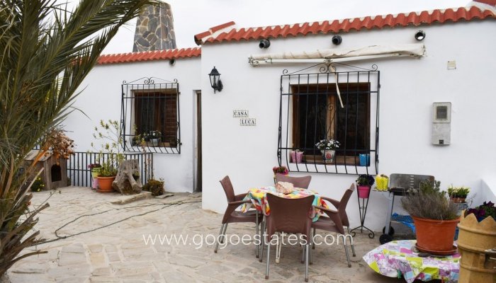Te koop - Huis - Finca - Cortijo - Onáyar
