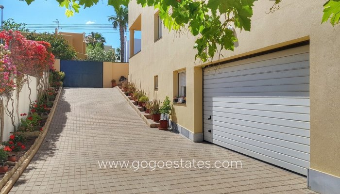 Te koop - Huis - Vrijstaande Villa - Velez-Rubio