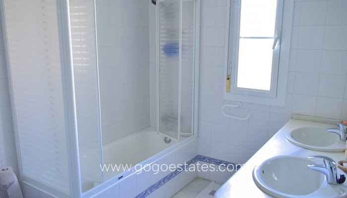 Te koop - Huis - Vrijstaande Villa - Velez-Rubio