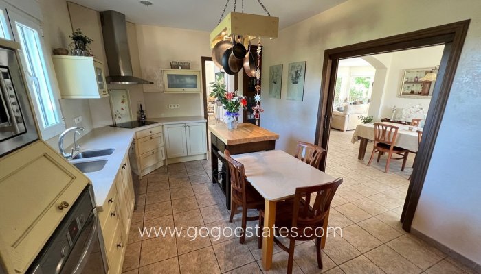 Revente - Maison - Villa Individuelle - Vélez-Blanco