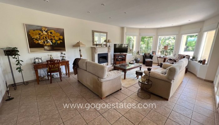 Revente - Maison - Villa Individuelle - Vélez-Blanco