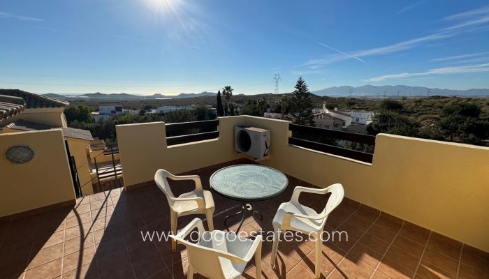 Te koop - Huis - Vrijstaande Villa - Vera