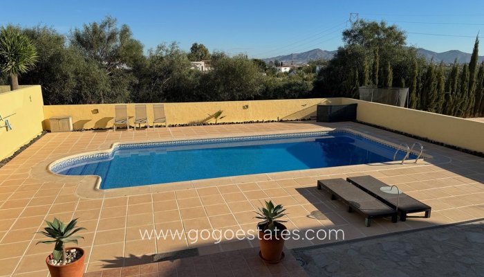 Te koop - Huis - Vrijstaande Villa - Vera