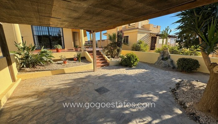 Te koop - Huis - Vrijstaande Villa - Vera