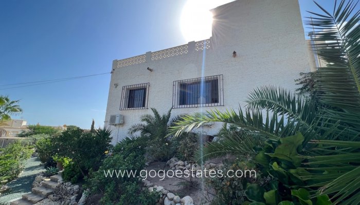 Resale - House - Detached Villa - Mojacar
