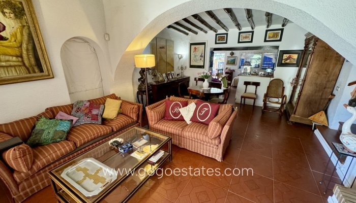 Te koop - Huis - Vrijstaande Villa - Mizala