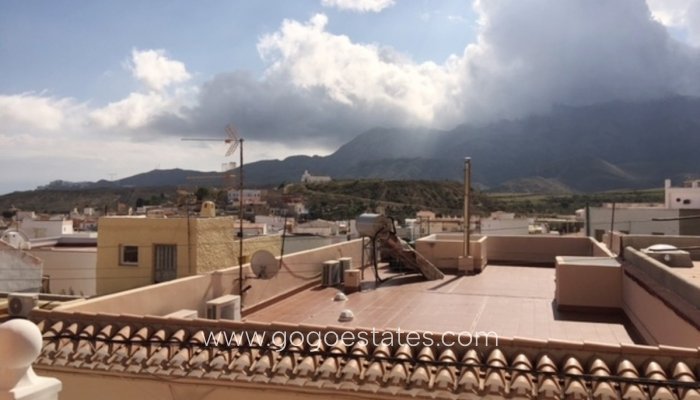 Revente - Maison - Maison mitoyenne - Turón