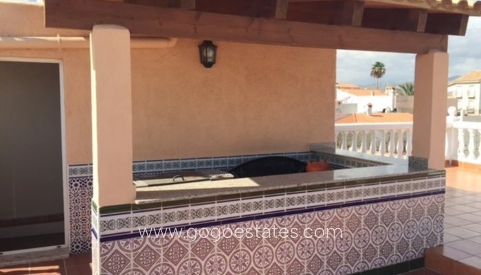 Revente - Maison - Maison mitoyenne - Turón