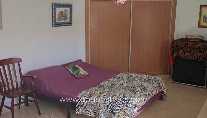 Resale - House - Detached Villa - Velez Rubio