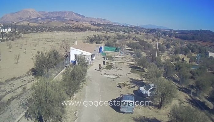 Resale - House - Detached Villa - Velez Rubio