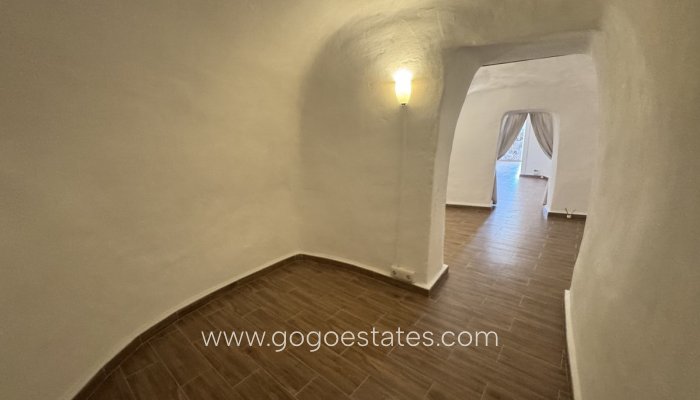 Te koop - Huis - Grotwoning - Cuevas del Almanzora - Vera