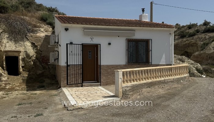 Te koop - Huis - Grotwoning - Cuevas del Almanzora - Vera
