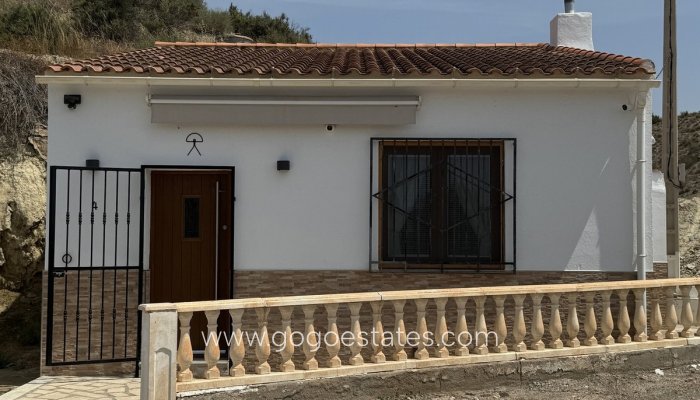 Te koop - Huis - Grotwoning - Cuevas del Almanzora - Vera