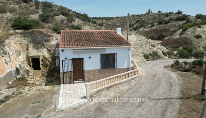 Te koop - Huis - Grotwoning - Cuevas del Almanzora - Vera
