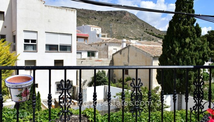 Revente - Maison - Maison de ville - Oria