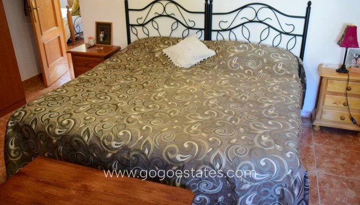 Revente - Maison - Maison de ville - Oria