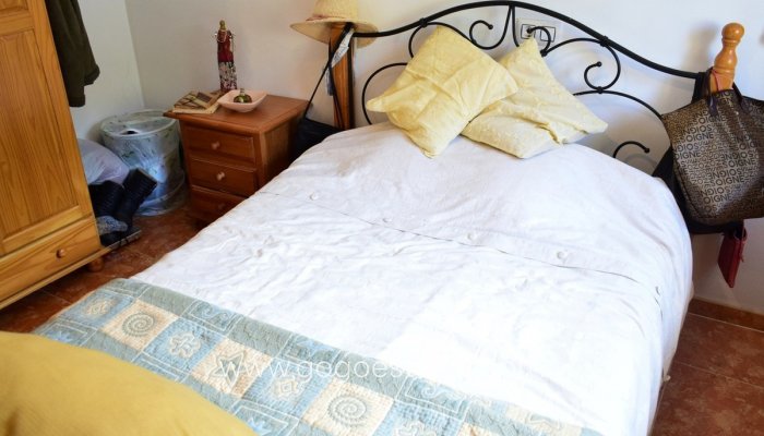 Revente - Maison - Maison de ville - Oria