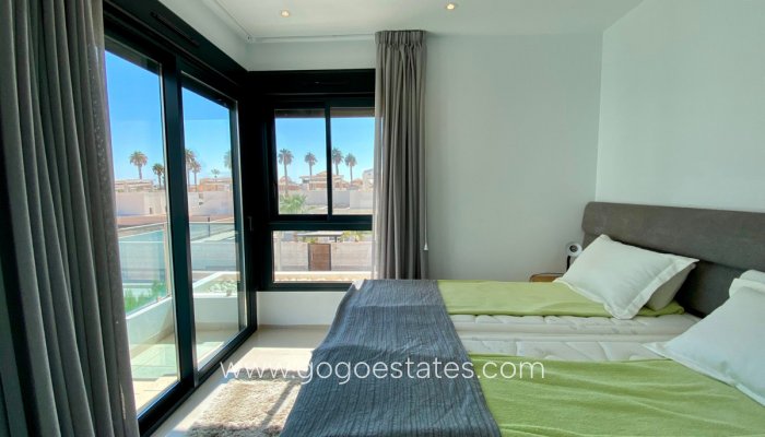 Te koop - Huis - Vrijstaande Villa - Rojales - Ciudad Quesada