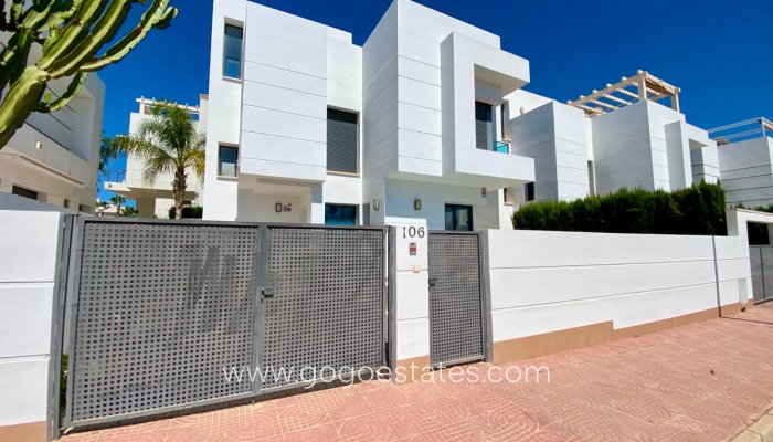 Te koop - Huis - Vrijstaande Villa - Rojales - Ciudad Quesada