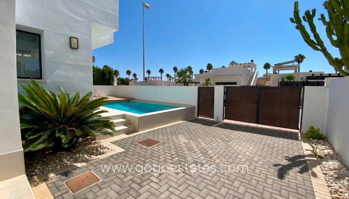 Te koop - Huis - Vrijstaande Villa - Rojales - Ciudad Quesada