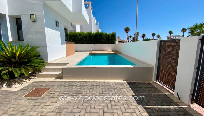 Te koop - Huis - Vrijstaande Villa - Rojales - Ciudad Quesada